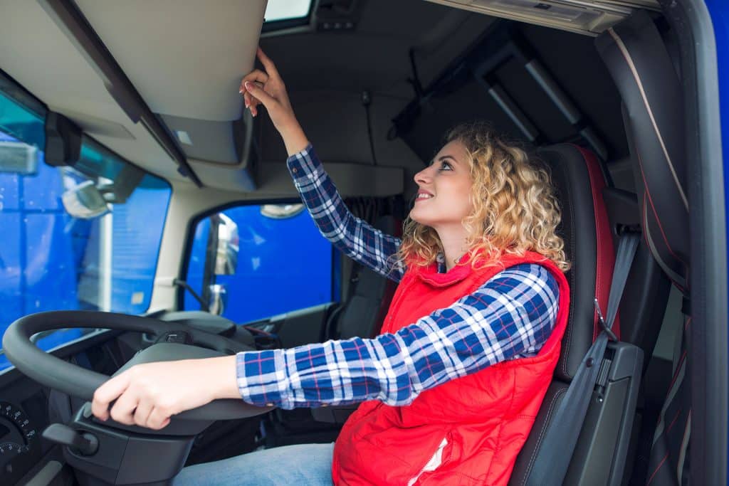 Top 10 tips for driving a Luton Van 1 Top 10 tips for driving a Luton Van - Top 10 tips for driving a Luton Van 2