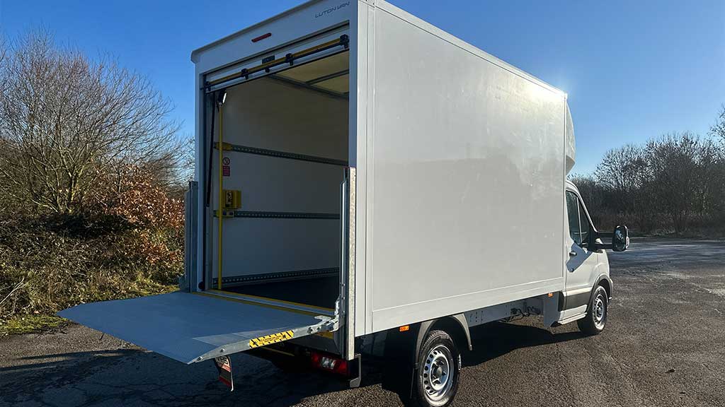 Luton Van Dimension